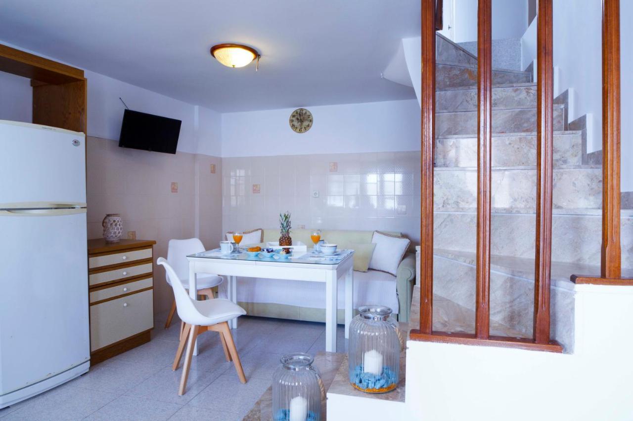 Villa Skiadeni Chalki Town Екстер'єр фото