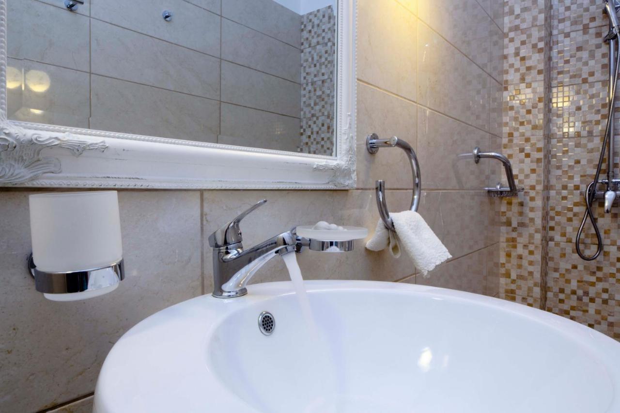 Villa Skiadeni Chalki Town Екстер'єр фото